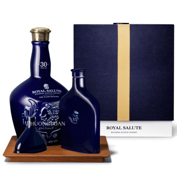 Rượu Chivas Royal Salute 30 Năm